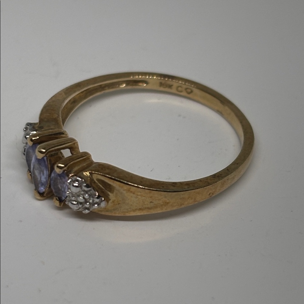 RARE 10k Gold Vintage Tanzanite Ring with Bow tie Diamond Chip Accents - Picture 4 of 8